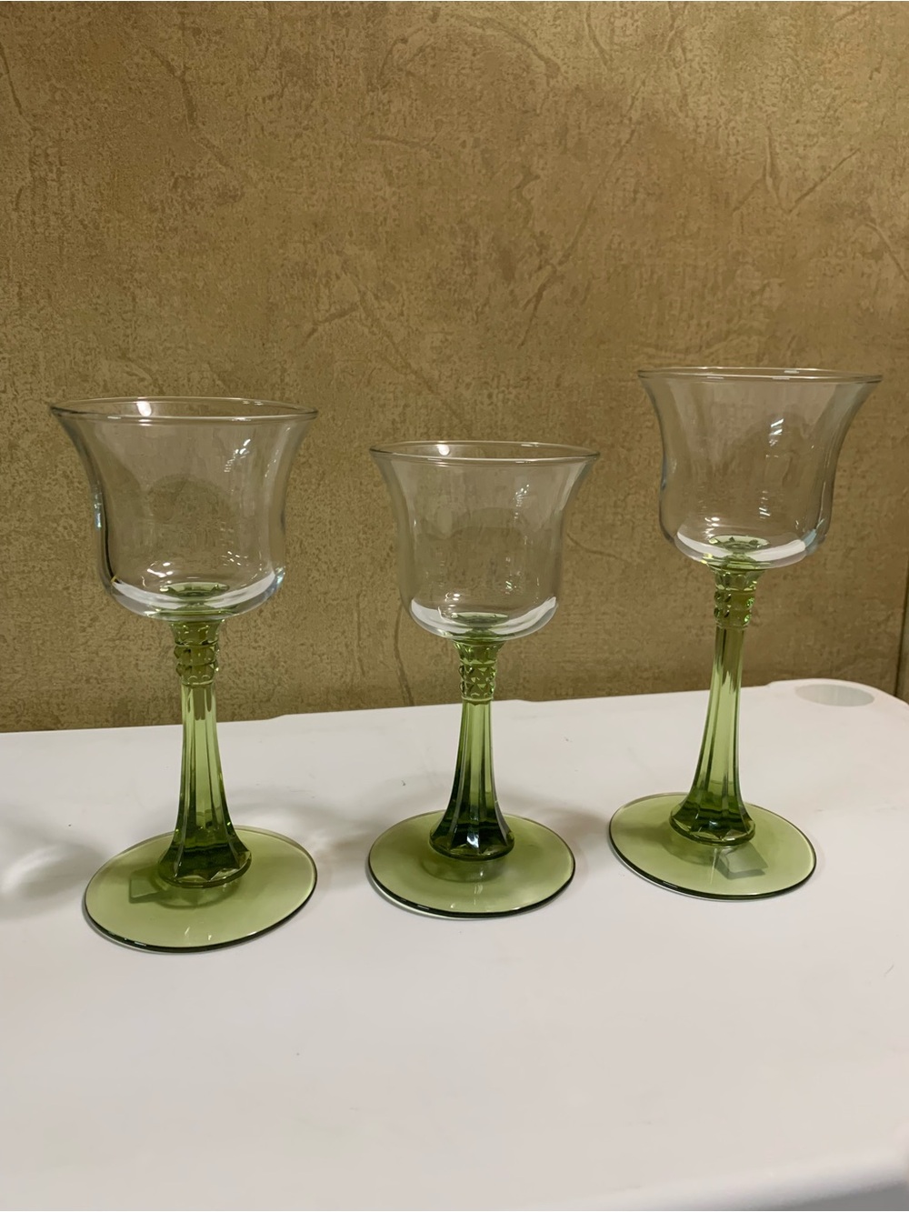 Partylite Radiant Glow Stemmed Trio candle holders 
P7998 NEW in Box